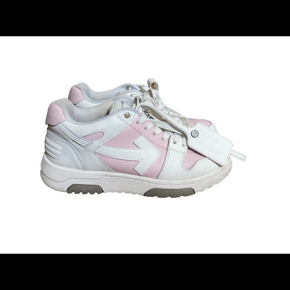 Off-White Logo Leather Pink & White Sneakers - Picture 2 of 9